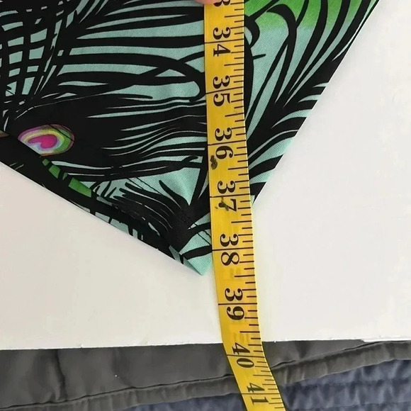 MT Collection  XL Off Shoulder Dress Peacock Print - Picture 4 of 6